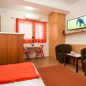  Apartamento Centar 1 Private With Ensuite And Kitchenette Croacia