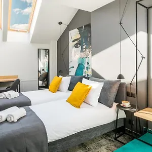 Camera Apartments Appartamento