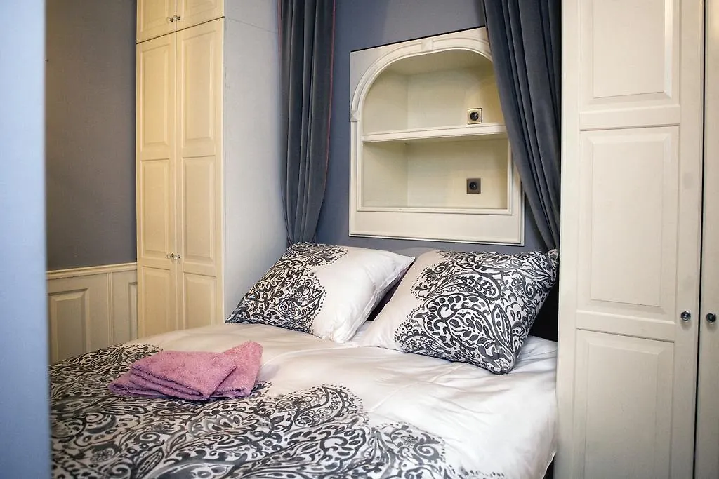 7 Koron - Exclusive Apartments Krakow 0*,  Poland