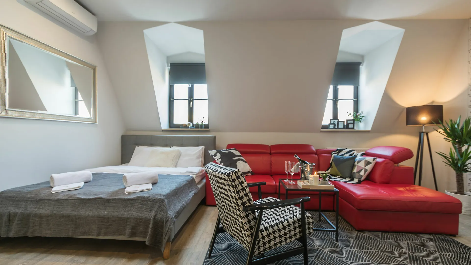 7 Koron - Exclusive Apartments Krakow Poland